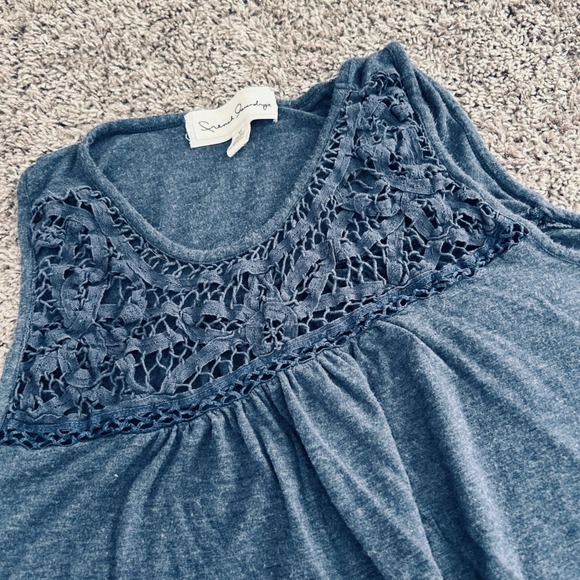 French Laundry XL Blue Tank Top Sleeveless Crochet Neck Casual Blouse‎ - Picture 2 of 7